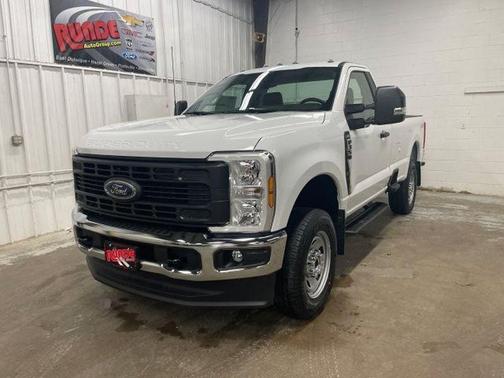 Oxford White 2026 Ford F-350 XL Truck