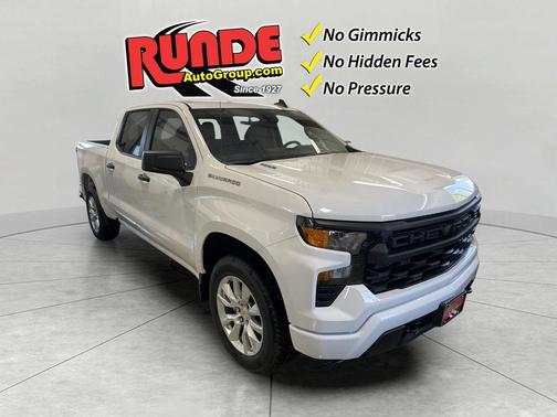 Summit White 2026 Chevrolet Silverado 1500 Custom