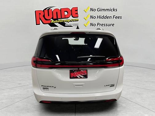 2026 Chrysler Pacifica Limited