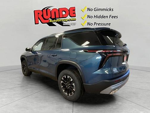 Lakeshore Blue 2026 Chevrolet Traverse Z71