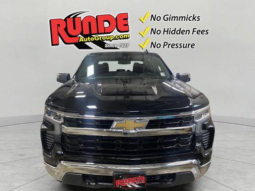 Jet Black 2026 Chevrolet Silverado 1500 LT