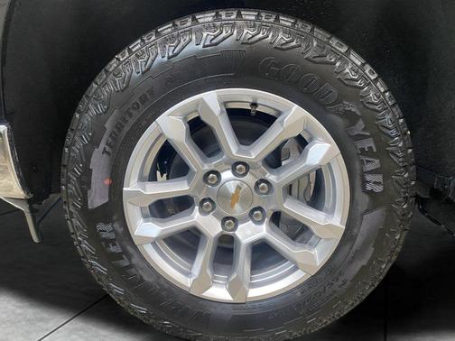 Jet Black 2026 Chevrolet Silverado 1500 LT