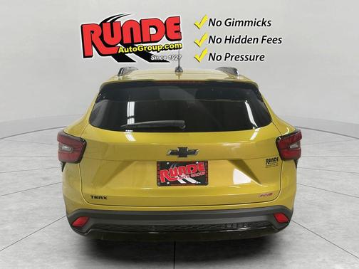 Yellow 2024 Chevrolet Trax 2RS