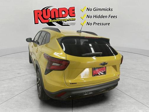 Yellow 2024 Chevrolet Trax 2RS
