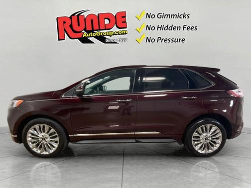 Burgundy 2022 Ford Edge Titanium
