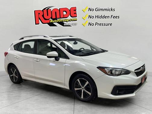 Crystal White Pearl 2023 Subaru Impreza Premium