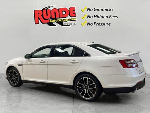 2019 Ford Taurus Limited