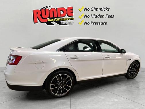 2019 Ford Taurus Limited