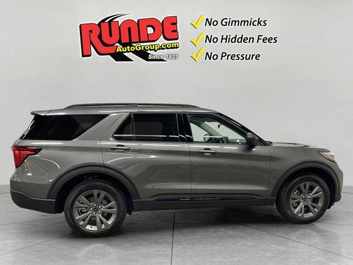 Carbonized Gray Metallic 2026 Ford Explorer Active