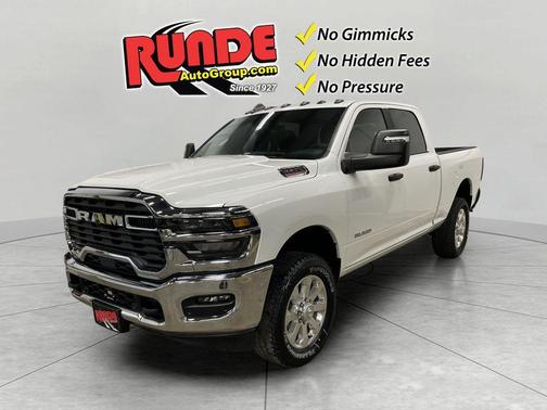 Bright White Clearcoat 2026 RAM 2500 Big Horn