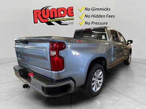 Sterling Gray 2026 Chevrolet Silverado 1500 Custom