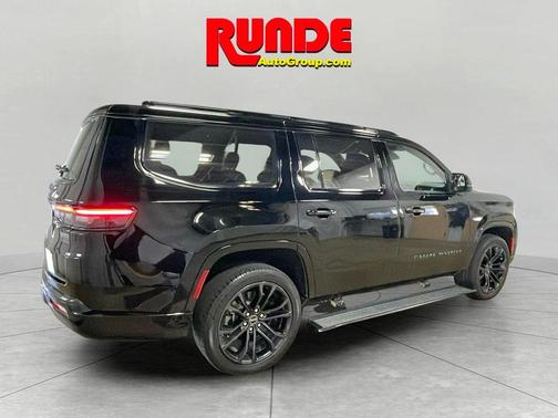 2022 Jeep Grand Wagoneer Series II