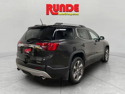 2017 GMC Acadia SLT-2