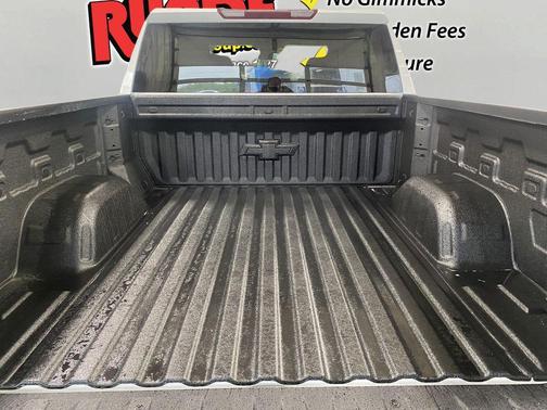 Summit White 2026 Chevrolet Silverado 1500 LT