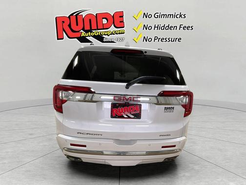 2020 GMC Acadia Denali