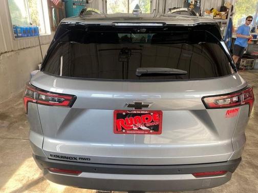Sterling Gray Metallic 2027 Chevrolet Equinox LT