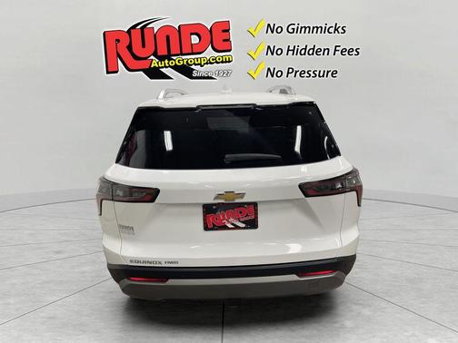 White 2025 Chevrolet Equinox LT