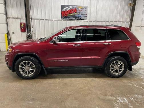 Red 2015 Jeep Grand Cherokee Limited