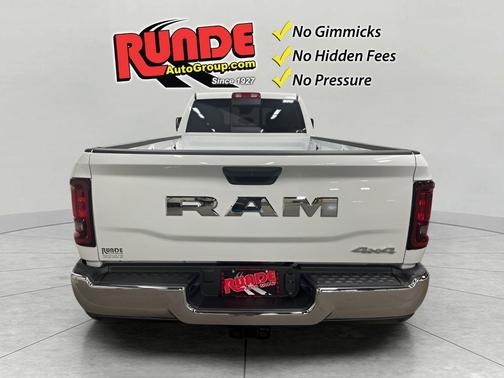 Bright White Clearcoat 2026 RAM 3500 Tradesman