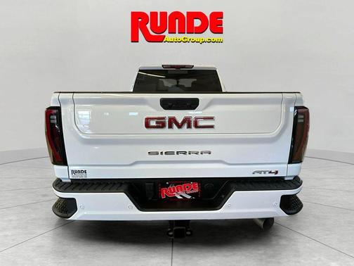2025 GMC Sierra 2500 AT4