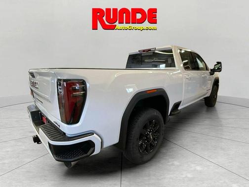 2025 GMC Sierra 2500 AT4