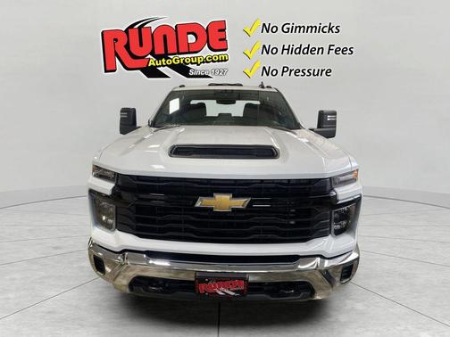 Summit White 2026 Chevrolet Silverado 3500 WT