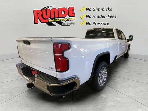 Summit White 2026 Chevrolet Silverado 3500 LTZ