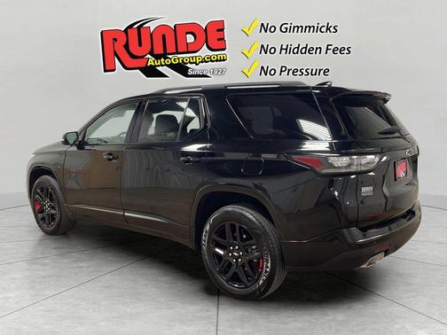 Black 2021 Chevrolet Traverse Premier