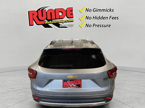 Sterling Gray 2026 Chevrolet Trax LT