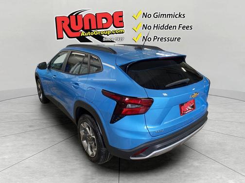 Marina Blue 2026 Chevrolet Trax LT