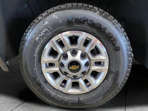 Summit White 2026 Chevrolet Silverado 2500 WT