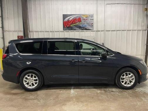 Blue 2019 Chrysler Pacifica LX