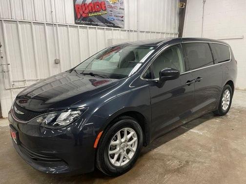 Blue 2019 Chrysler Pacifica LX