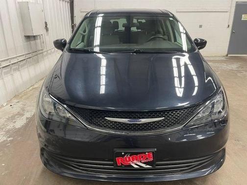 Blue 2019 Chrysler Pacifica LX