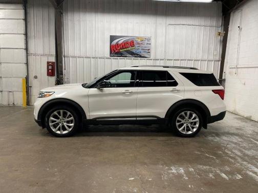 2022 Ford Explorer Platinum