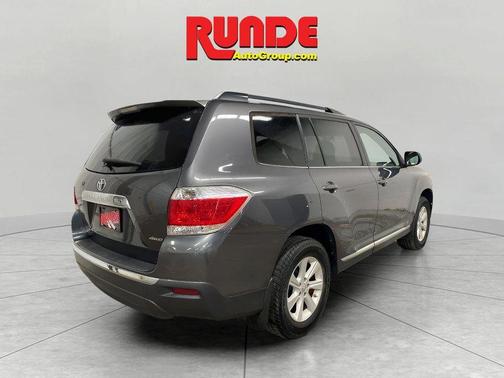 2013 Toyota Highlander Base