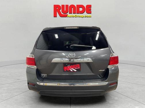 2013 Toyota Highlander Base