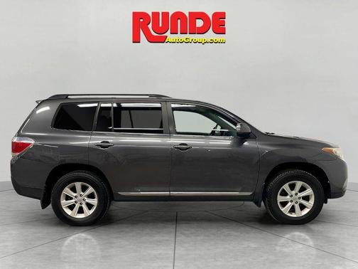 2013 Toyota Highlander Base