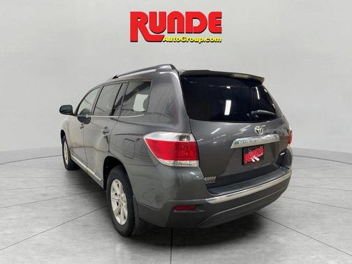2013 Toyota Highlander Base