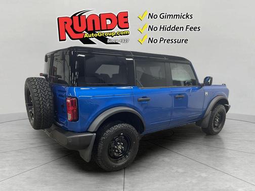 Velocity Blue Metallic 2026 Ford Bronco Big Bend
