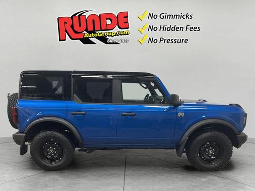 Velocity Blue Metallic 2026 Ford Bronco Big Bend