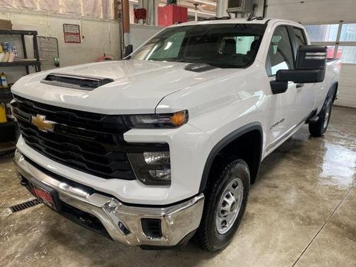 Summit White 2026 Chevrolet Silverado 2500 WT