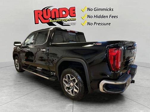 Onyx Black 2026 GMC Sierra 1500 SLT