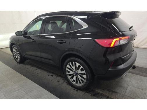 Black 2022 Ford Escape Titanium Hybrid