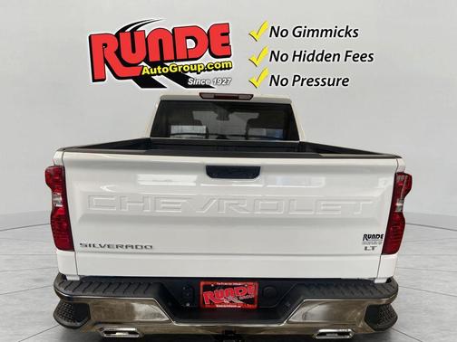 Summit White 2026 Chevrolet Silverado 1500 LT