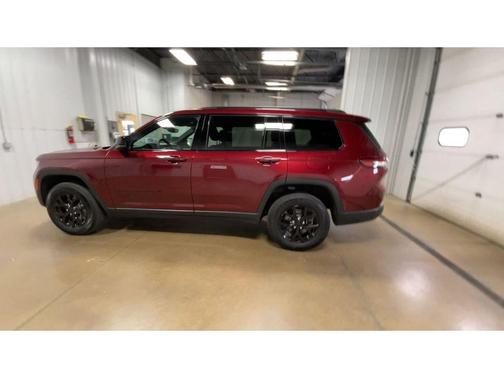 2024 Jeep Grand Cherokee L Laredo