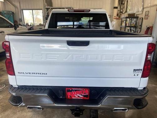 Summit White 2026 Chevrolet Silverado 1500 LT