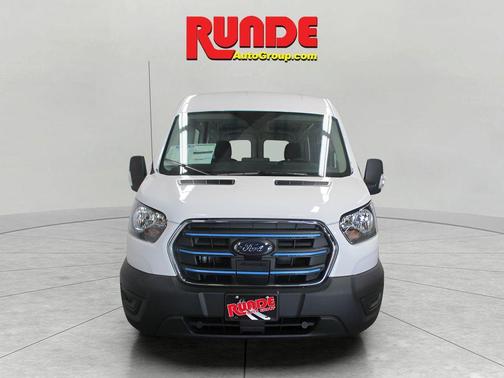 2023 Ford E-Transit Base