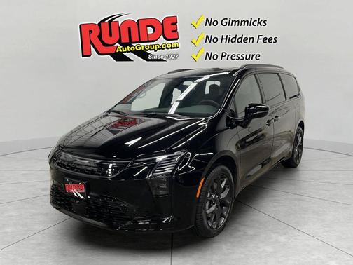 Diamond Black 2027 Chrysler Pacifica LIMITED