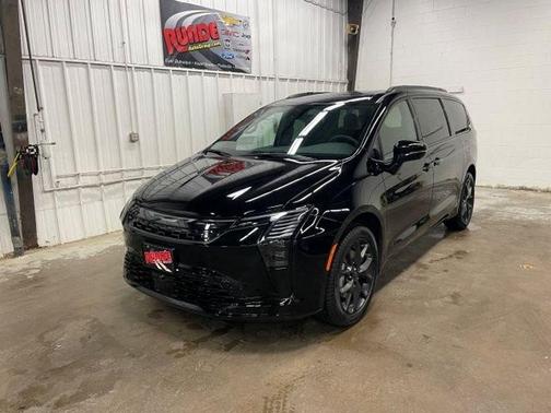 Diamond Black 2027 Chrysler Pacifica LIMITED